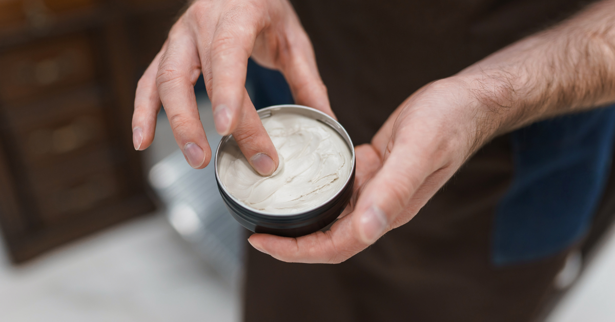 How to Choose the Best Pomade for Your Hair Type in West Palm Beach